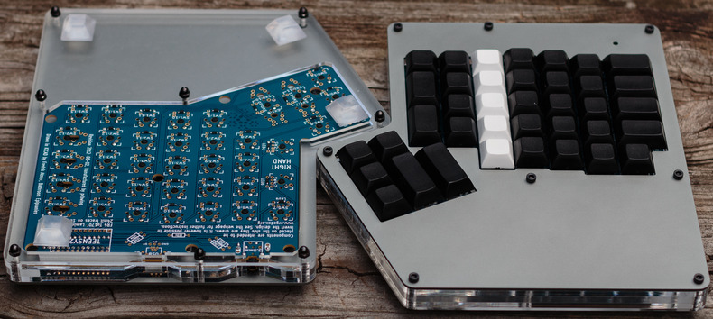 Ergodox with feet visible